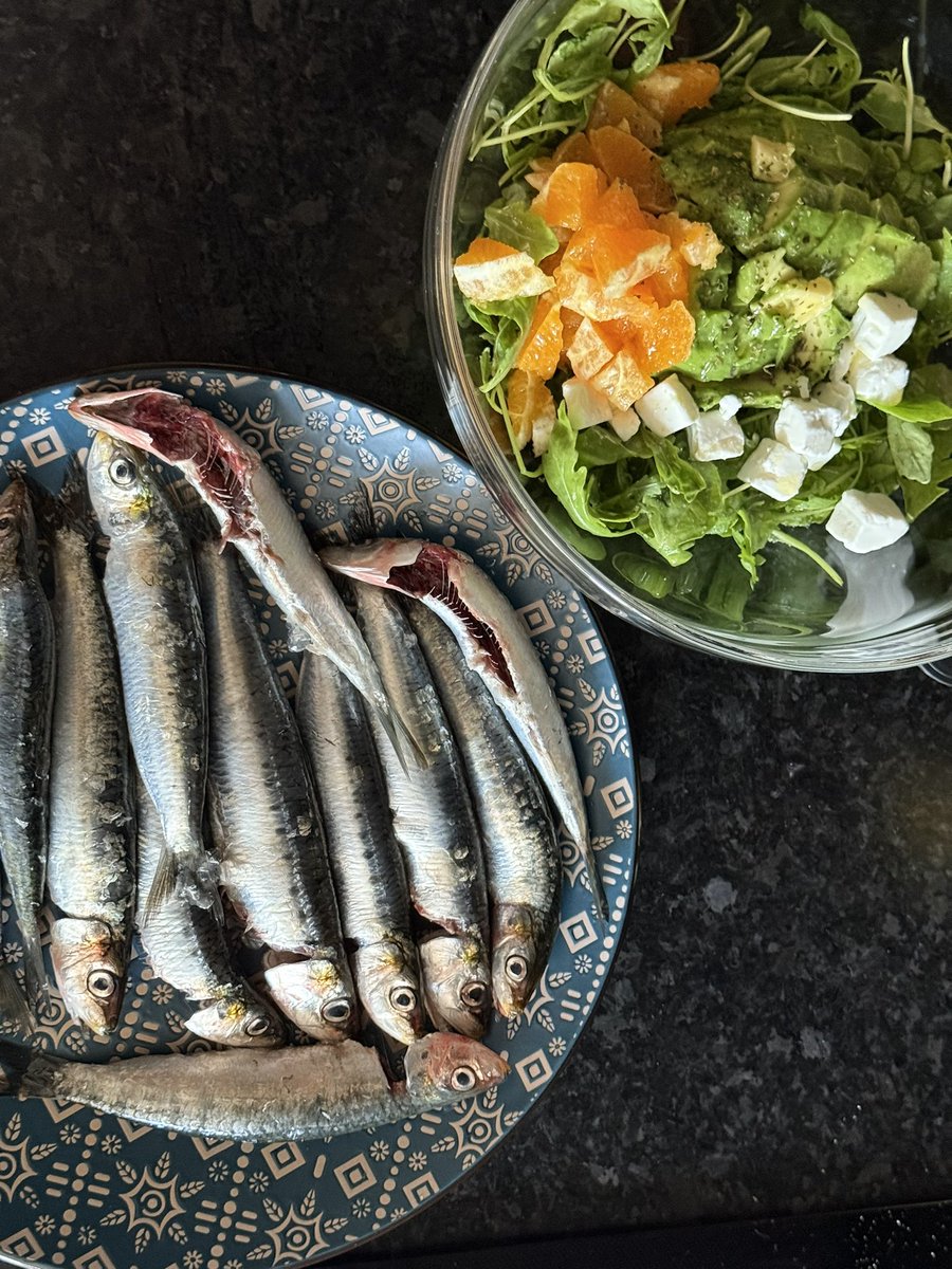 tjstroie's tweet image. Portuguese sardines. Always a good idea.