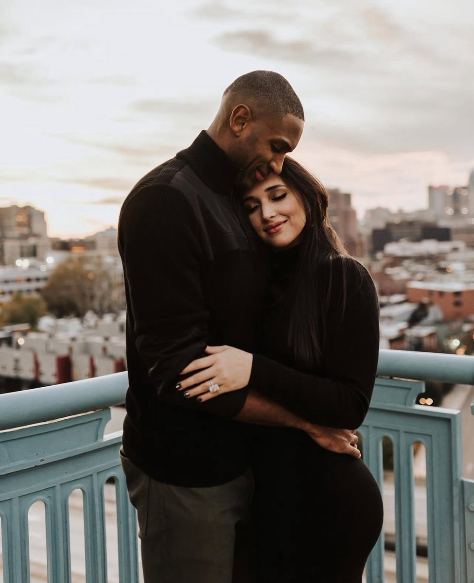 corripioo's tweet photo. Así anunció Amelia Vega cada uno de sus embarazos 🩵👶🏻🩷

Abro 🧵 https://t.co/65yToyEoHt