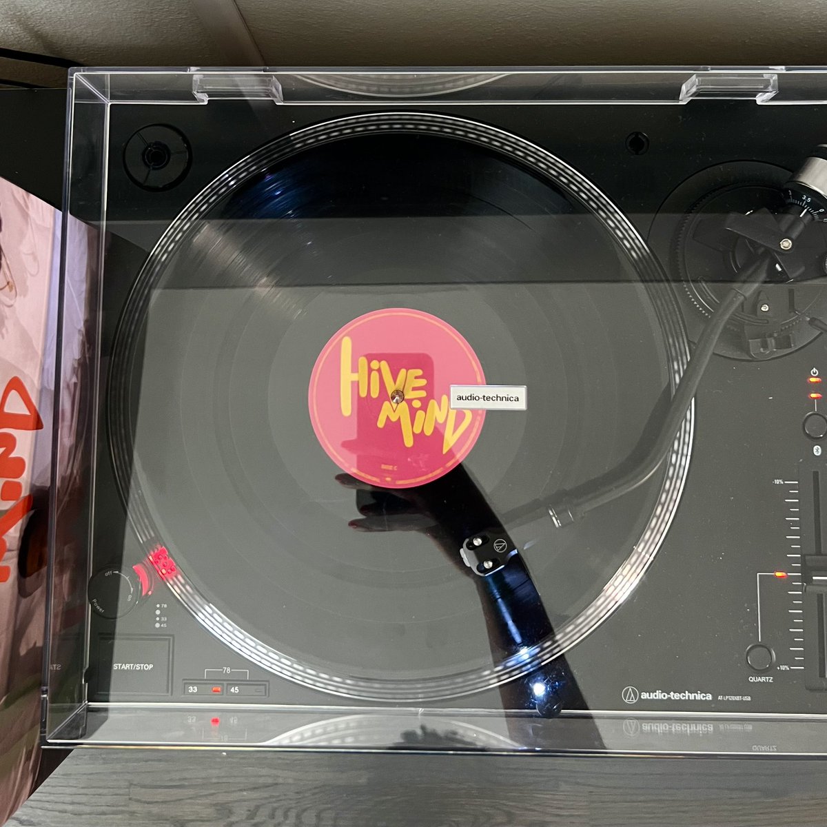 SYDNEYOREOLUWA's tweet photo. It’s insane how good this sounds on vinyl https://t.co/rX8BWrNgPl
