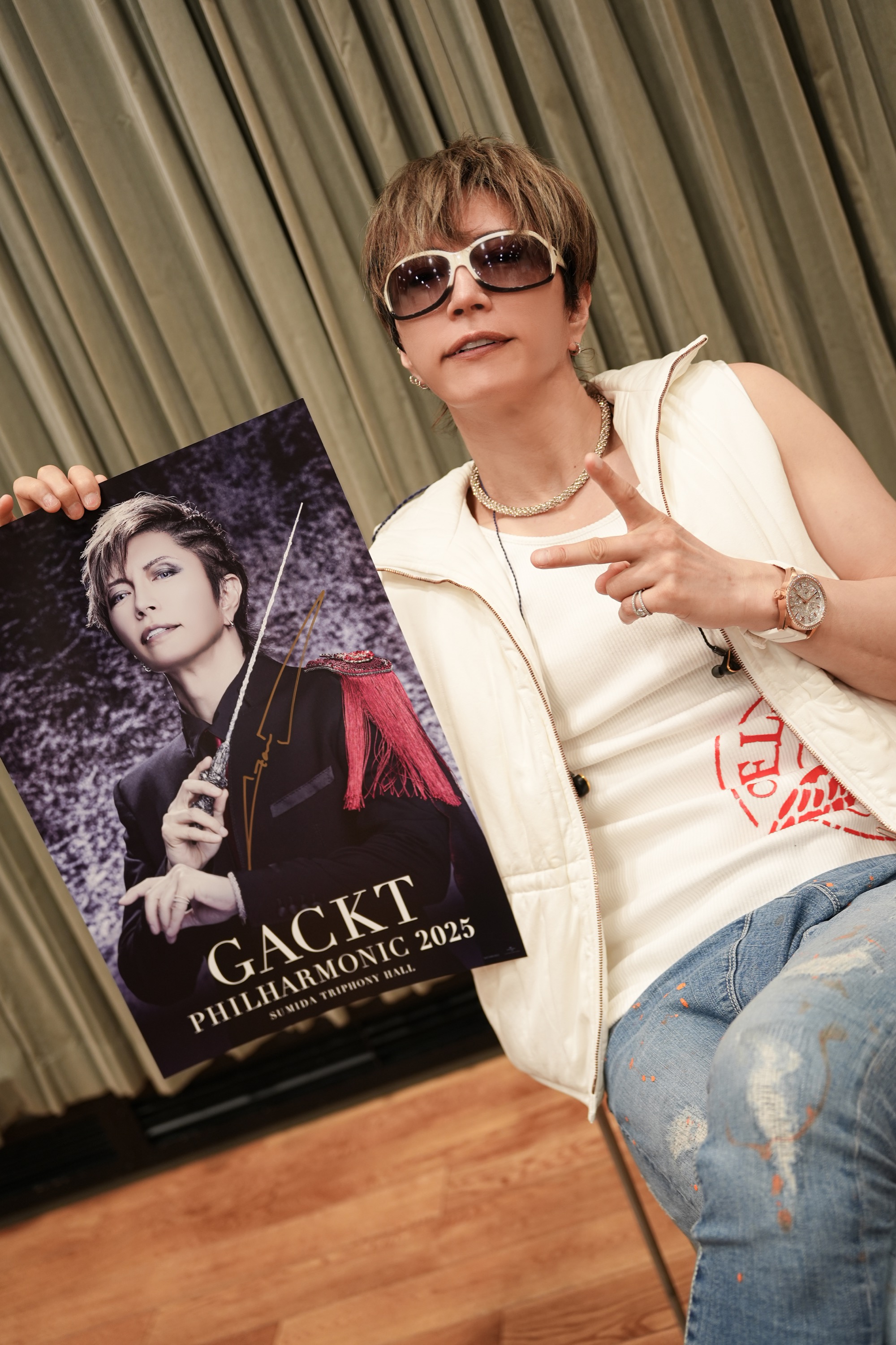 Amazon.co.jp: Gackt サインプリント入りミニポスターA 額入り