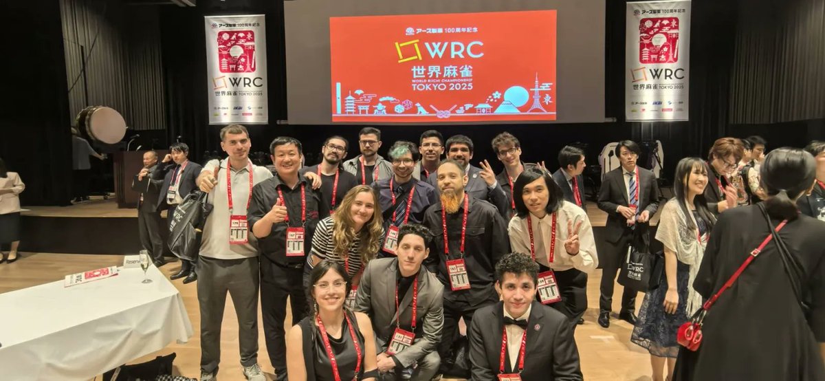 MahjongUruguay's tweet photo. Algunas fotos de nuestros representantes en la gala del WRC 🥳 #世界麻雀 #アース製薬100周年記念世界麻雀TOKYO2025 #WRCTOKYO2025 #riichi2025 https://t.co/Wr4CzKaWjA
