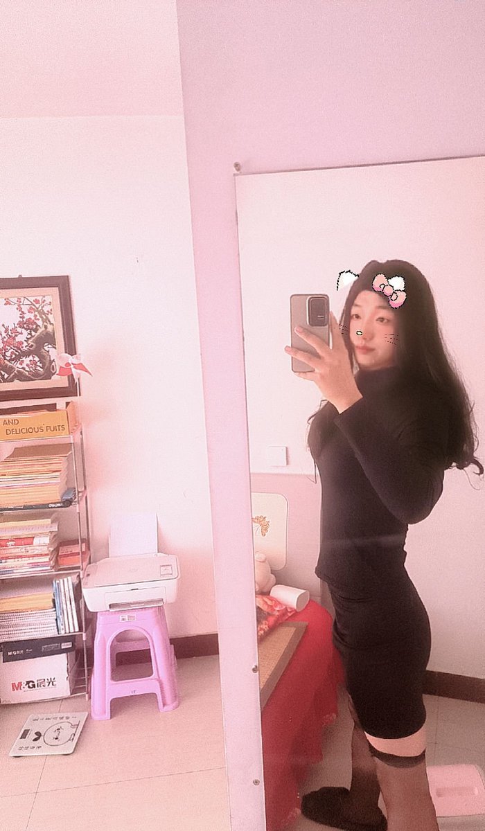 娜娜依 tweet media