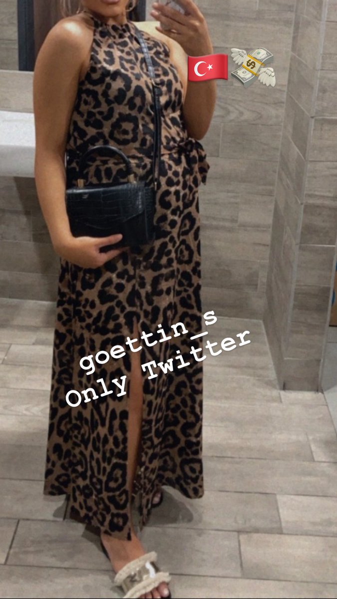 Ich genieße mein Luxus und du Knecht zahlst dafür 💸
Frühstück, Kaffee, Zigaretten, und für die ganz braven auch noch shopping zu übernehmen 😌
Yallah macht euch nützlich ihr Fickversager 👸🏽

#findom