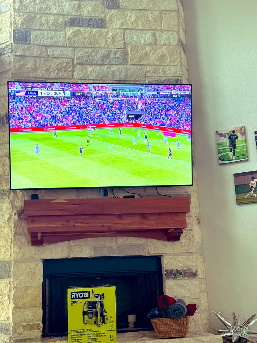 Getting my fix! Let’s go USA 🇺🇸!#lifeissoccer