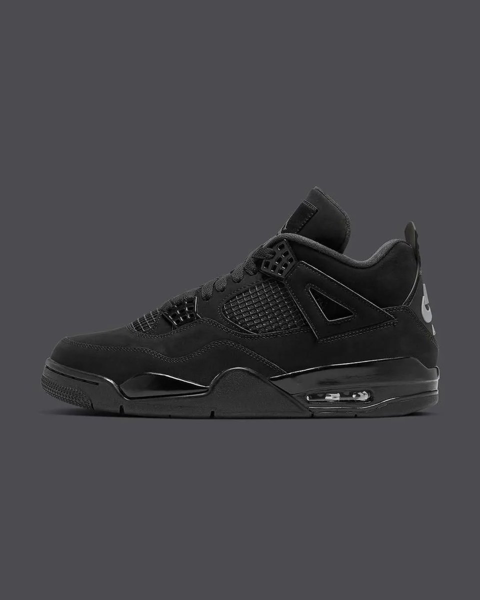 KickingSoles's tweet image. Air Jordan 4 &quot;Black Cat&quot; returning November 28 but with the Nike Air. I&apos;m a sucka for retro 4s with the Nike Air

#NikeAir #retro4 #airjordan #jumpman #nikebasketball