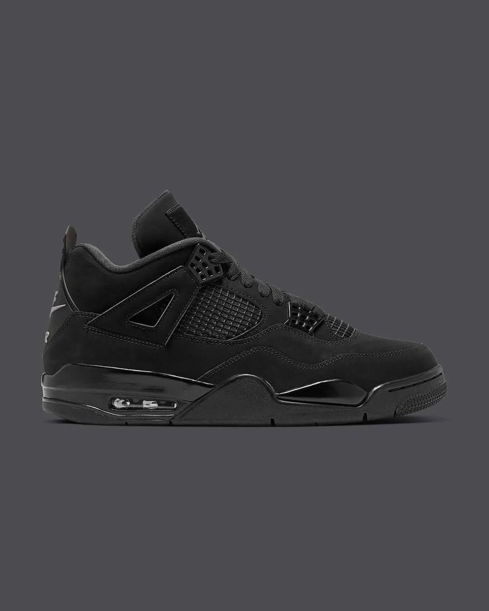 KickingSoles's tweet image. Air Jordan 4 &quot;Black Cat&quot; returning November 28 but with the Nike Air. I&apos;m a sucka for retro 4s with the Nike Air

#NikeAir #retro4 #airjordan #jumpman #nikebasketball