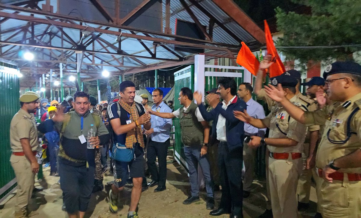 Deputy Commissioner Anantnag (@dcanantnag) on Twitter photo Shri Amarnath Ji Yatra 2025 begins with divine fervor!
The first batch of Yatris flagged off from Anantnag axis by senior officials embark on a sacred journey filled with devotion and blessings. <a href="/diprjk/">Information & PR, J&K</a>
#ShriAmarnathJiYatra2025 Shri Amarnath Ji Yatra 2025 begins with divine fervor!
The first batch of Yatris flagged off from Anantnag axis by senior officials embark on a sacred journey filled with devotion and blessings. <a href="/diprjk/">Information & PR, J&K</a>
#ShriAmarnathJiYatra2025