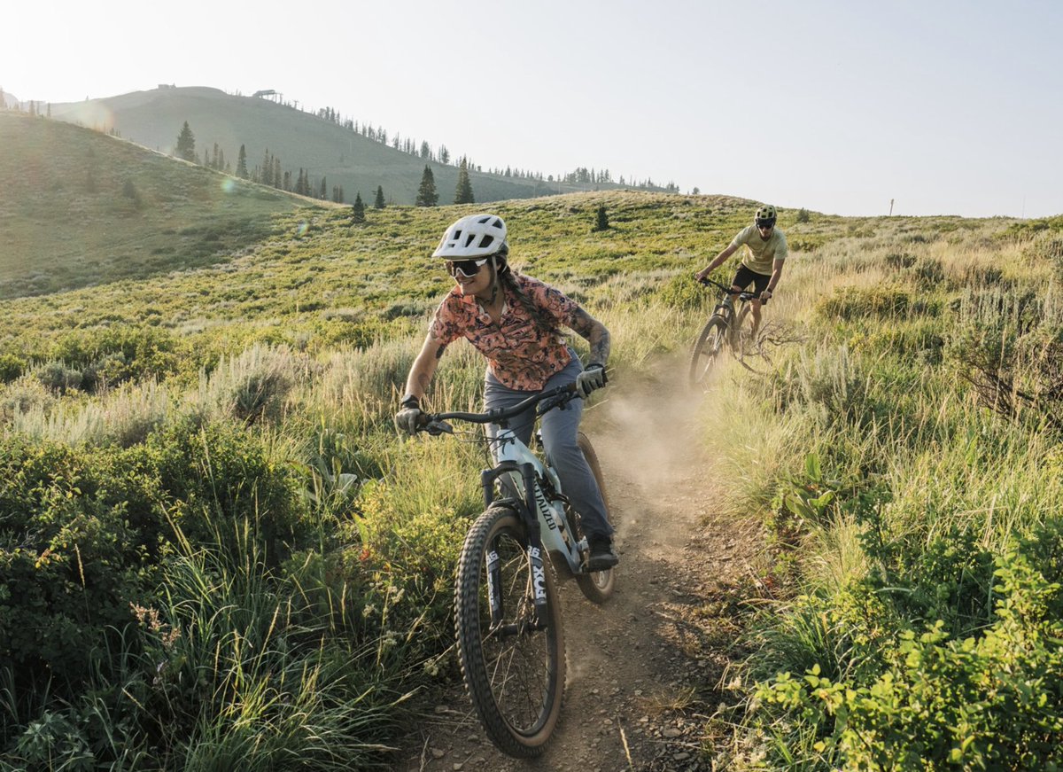 Comparing Utah ski runs to Utah mountain bike trails! bit.ly/3I1u9xA