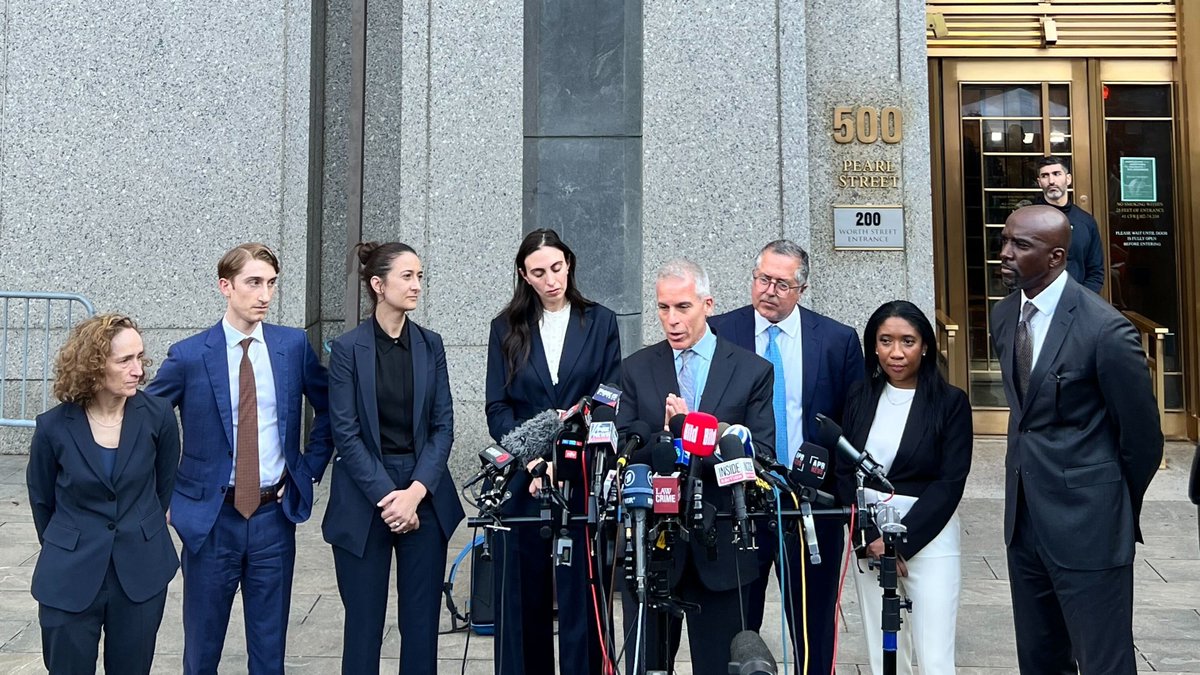 ethanshanfeld's tweet image. In a press conference, Diddy&apos;s lawyers had mixed messages for the media.

&quot;The media got it wrong,&quot; said Teny Geragos.

Brian Steel thanked reporters for &quot;being here and writing truthfully.&quot;

Nicole Westmoreland: &quot;Thank you to the media.&quot;
variety.com/2025/music/new…