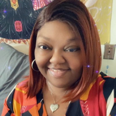 NovelistDavis's tweet photo. #NewProfilePic https://t.co/peXEoMc6gj