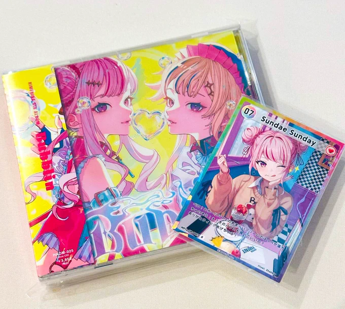 この度、ヒメヒナ様の『HIMEHINAトレーディングカードパック vol.1 Bubblin Special Edition』にてカードイラストを一枚担当させていただきました!! LaRa様より新アルバムとカードのサンプルもお送りいただきました ありがとうございます 是非ゲットしていただけたら嬉しいです!! #Bubblin