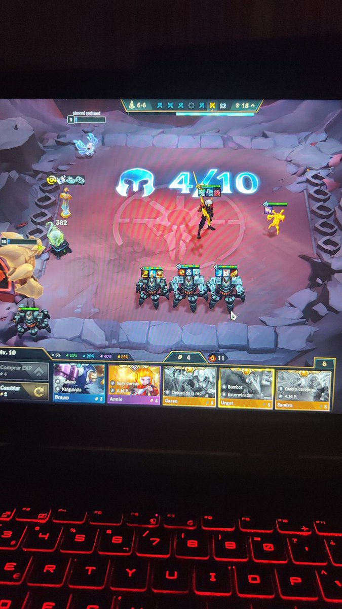 Y se acaba la partida cuando tenia dos legendarias al 3...