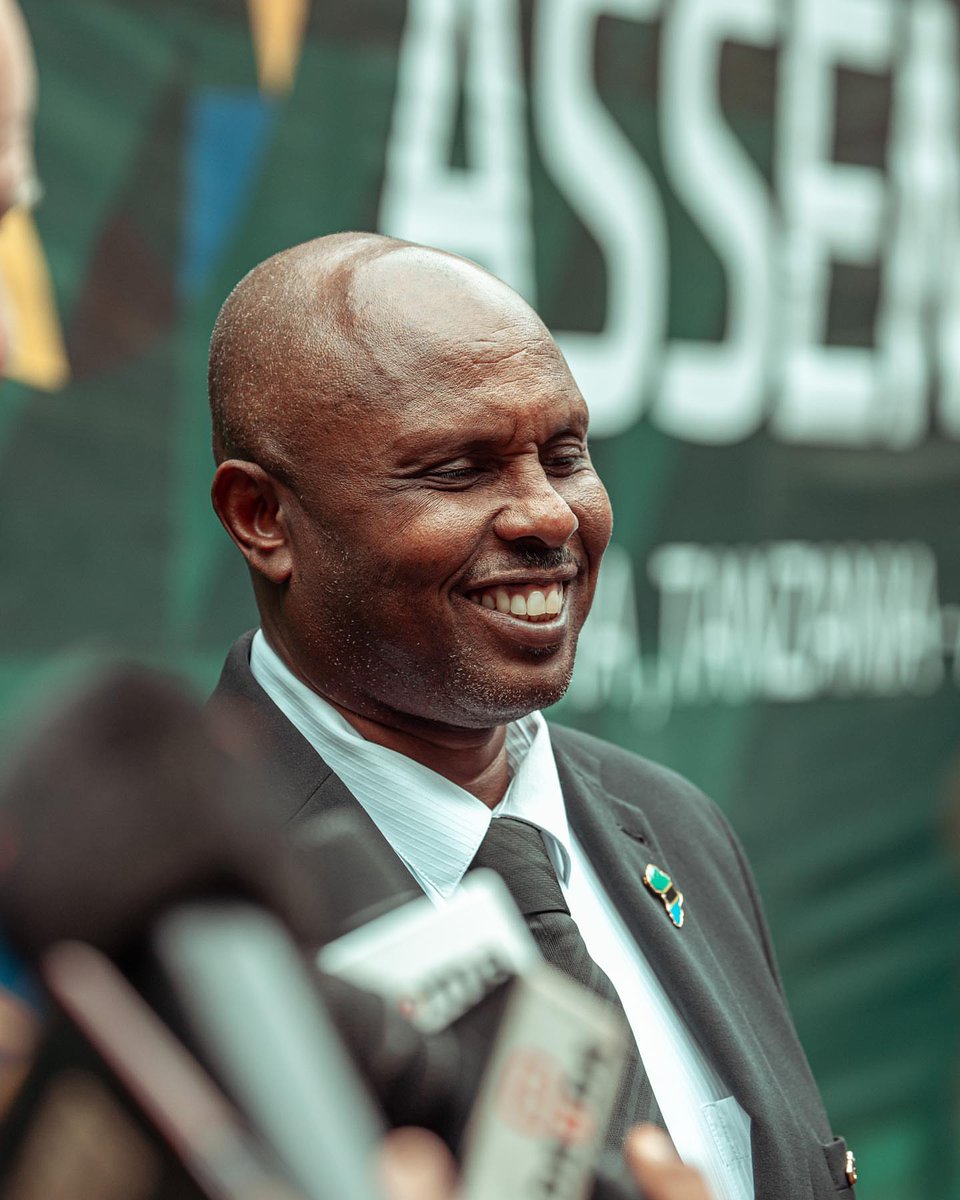 chicharitojr9's tweet image. 🚨 RASMI: Rais wa TFF Wallace Karia atangaza hatogombea tena nafasi hiyo. Hatua hii imekuja siku chache baada ya Yanga SC kumshtaki kwa tuhuma mbalimbali.

Source: @Sukayotz

#TFF #Karia #YangaSC #SokaLaBongo