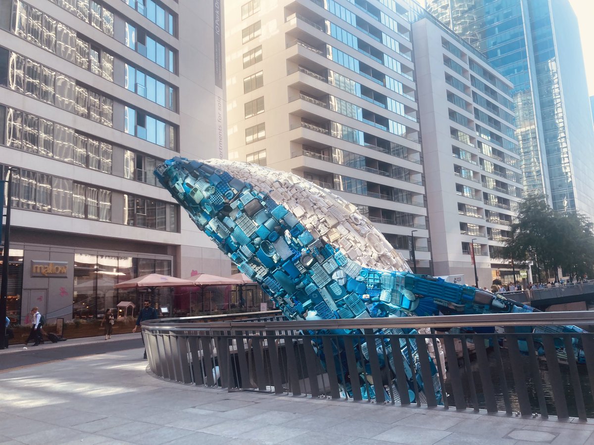 Good evening Canary Wharf #WhaleontheWharf