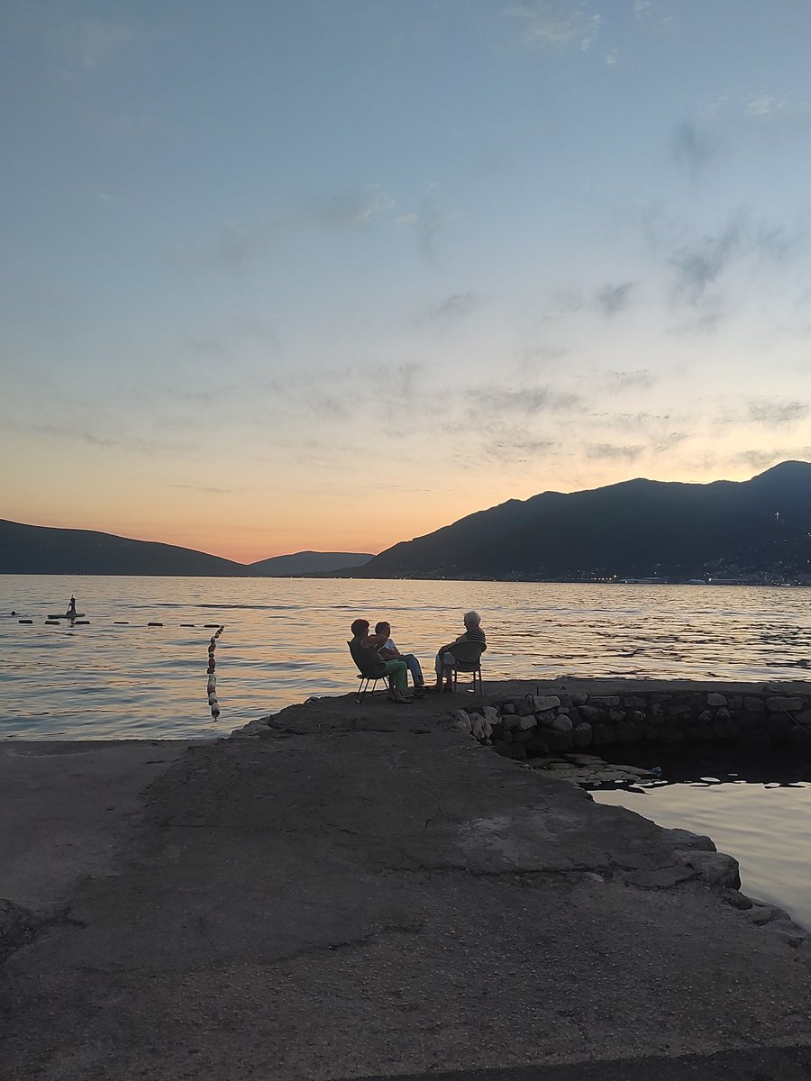 nomadicvik's tweet image. The village I'm in this week, the local friends come out with their chairs, sit by the coast and chat away till the sun goes down. Something about roots in a place with familiar social circle since childhood with no ambitions pulling you away to faraway lands.