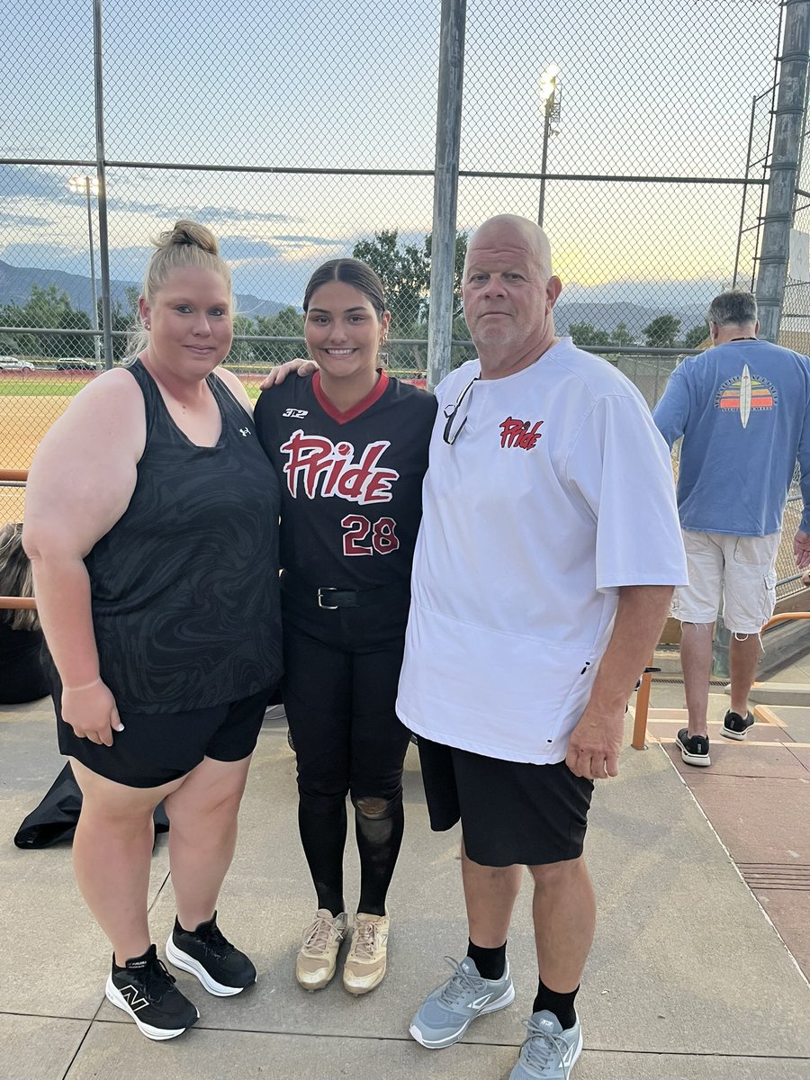 AnnaChominsky's tweet image. Had a great time playing in IDT Boulder ‘25 All Star game. @BoulderIDT @NJPrideGold @AshleyDeYoung16 @SBRRetweets @EC_Recruit @CoastRecruits @evltncatching @gritnj