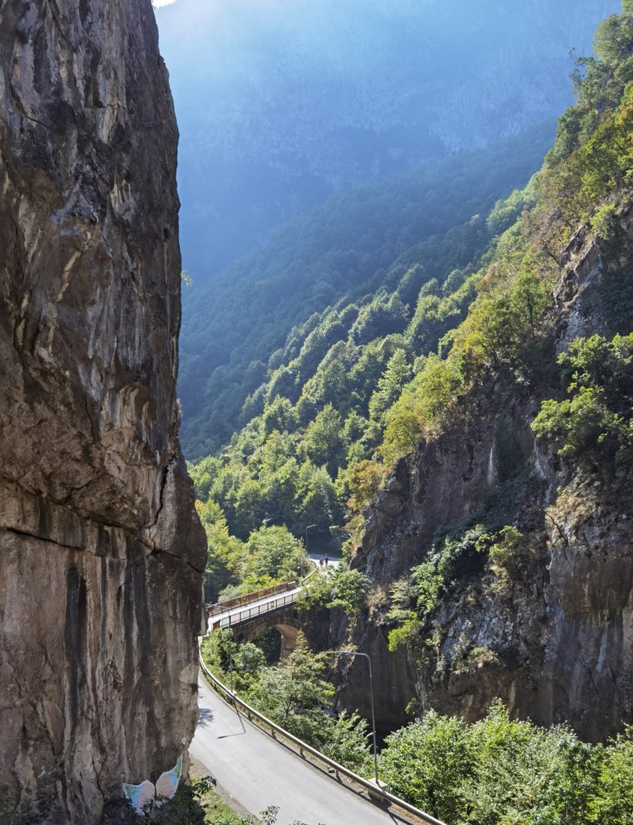 PejaTourism's tweet photo. Beauty nature 🍀 in Rugova Canyon 🥇🌟🌞💚
°
#visitpeja #pejatourism #peja #pejadestination #kosova #visitkosova #traveltokosova #experiencepeja #experiencekosova #nature #naturedestination #outdoordestination #adventuredestination #rugovamountains #rugovavalley #rugovagorge https://t.co/vUwuWKszRB