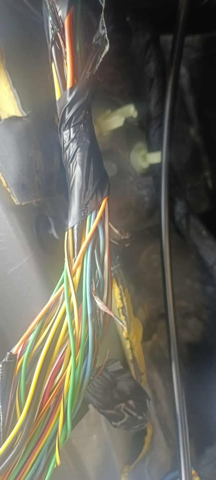 Autoboutique 1/4 de Milla tweet media