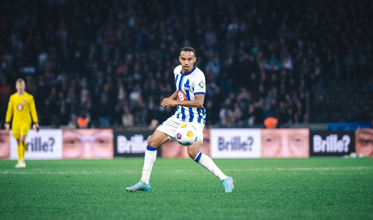 Bilal Hussein to Holstein Kiel, HIER WIR GEHEN!

1.8 Millionen und 3 Rolex wird der Klub aus dem Norden bezahlen. 

Herr Rammel meinte auf Nachfrage folgendes: 
"Bei so einem Angebot sag ich nur Briefmarke aufn Arsch und ab dafür!"

#rammel25