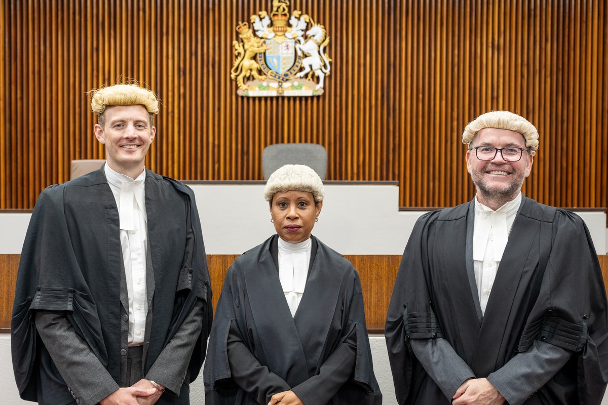 maplesgroup's tweet image. Congratulations to Alasdair Munro, who was recently admitted as an #attorneyatlaw in the #CaymanIslands! Alasdair joins our Dispute Resolution &amp;amp; Insolvency practice group.