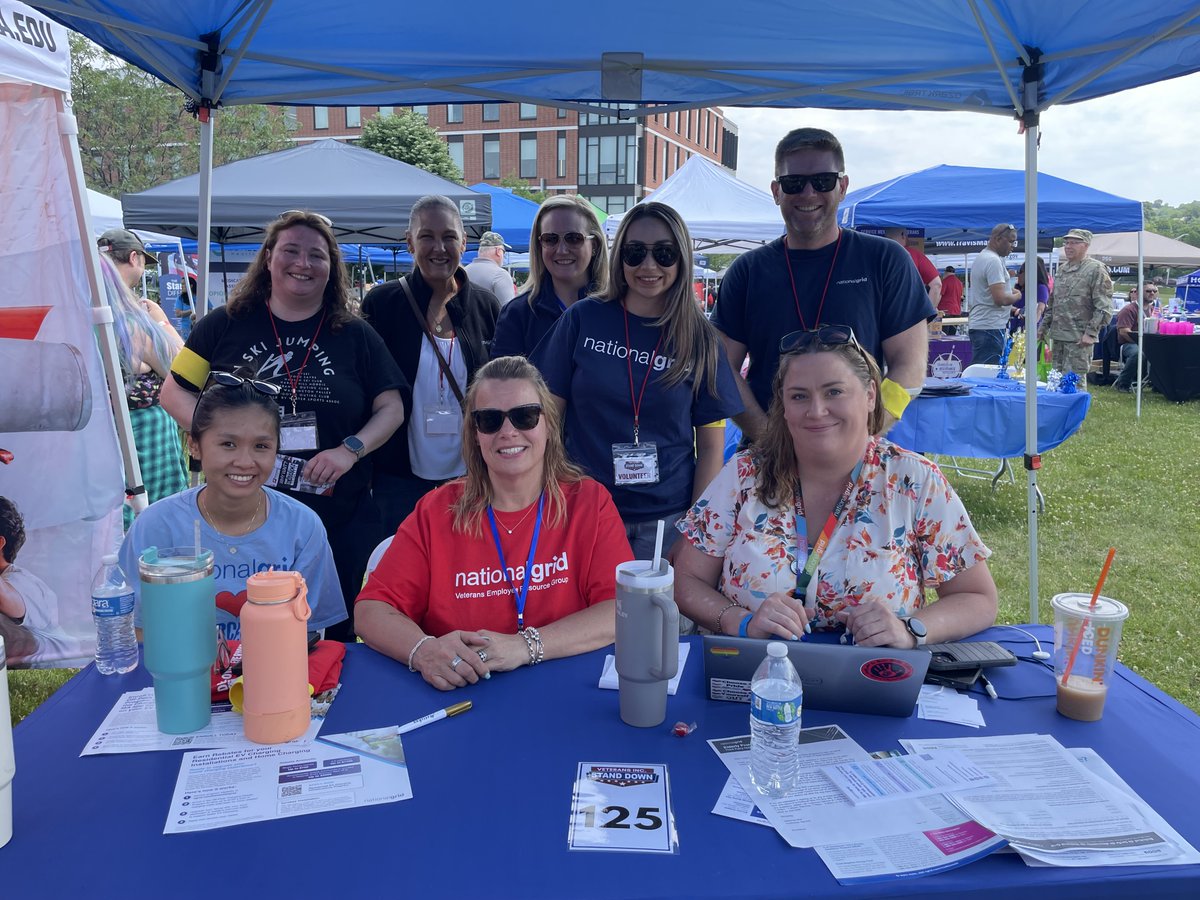 Need help managing your energy costs?  We're here to support you.

Meet with Customer Advocates at our Customer Assistance Events and we'll work together to find options that fit your needs. We'll help you explore:

💡 Discount Rates/Energy Affordability Program 
📝 Payment Plans