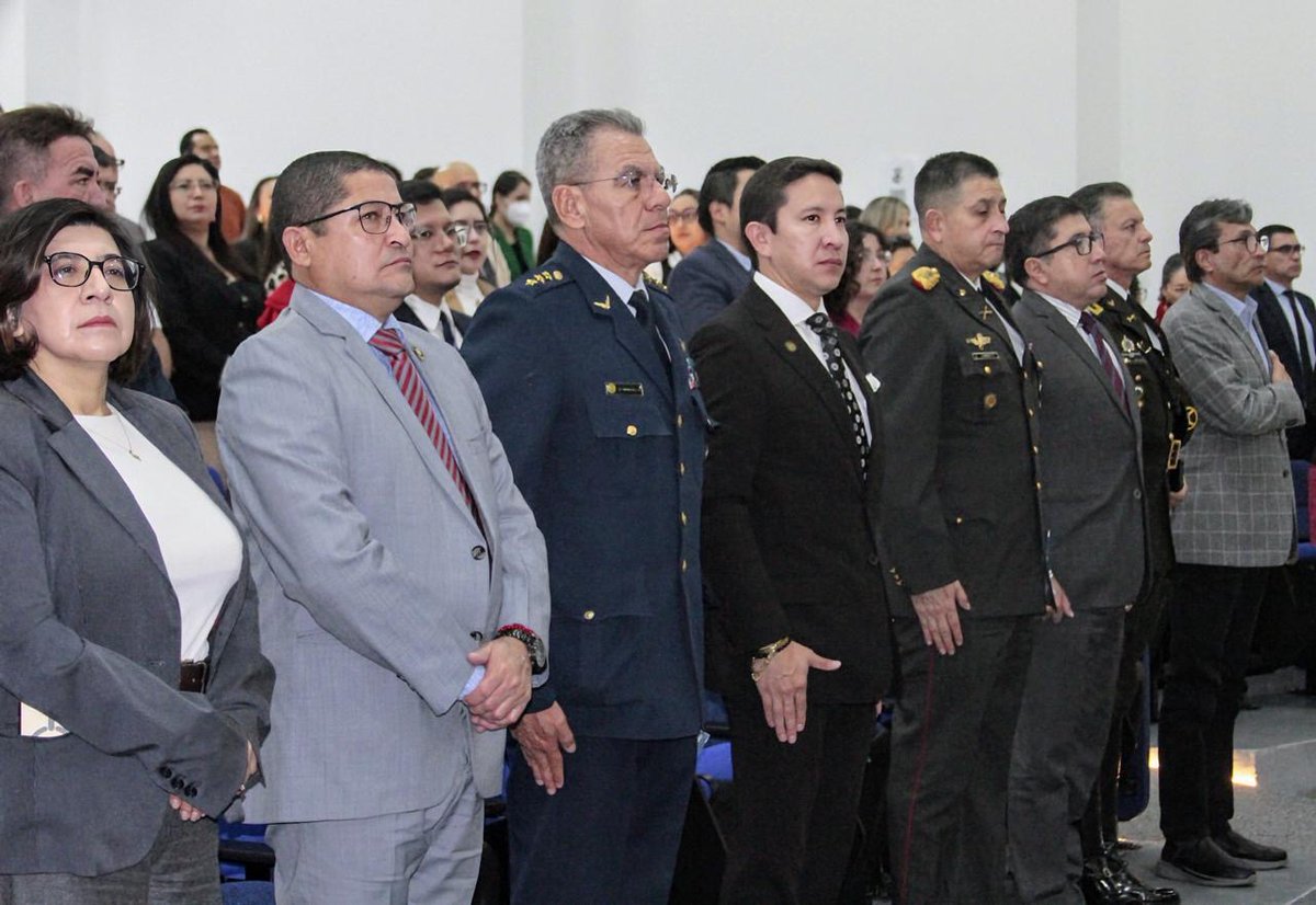 CJPichincha (@cjpichincha) on Twitter photo 📔 #AgendaPichincha
HOY | Junto con autoridades estatales, comunidad académica y ciudadanía, el director del <a href="/CjPichincha/">CJPichincha</a>, <a href="/HenryGaiborF/">Henry Gaibor F.</a>, asistió a la presentación de la #RendiciónDeCuentas2024 🔎 de la <a href="/IAENUniversidad/">IAEN</a>, a cargo de su rector, Carlos Jácome. 📔 #AgendaPichincha
HOY | Junto con autoridades estatales, comunidad académica y ciudadanía, el director del <a href="/CjPichincha/">CJPichincha</a>, <a href="/HenryGaiborF/">Henry Gaibor F.</a>, asistió a la presentación de la #RendiciónDeCuentas2024 🔎 de la <a href="/IAENUniversidad/">IAEN</a>, a cargo de su rector, Carlos Jácome.