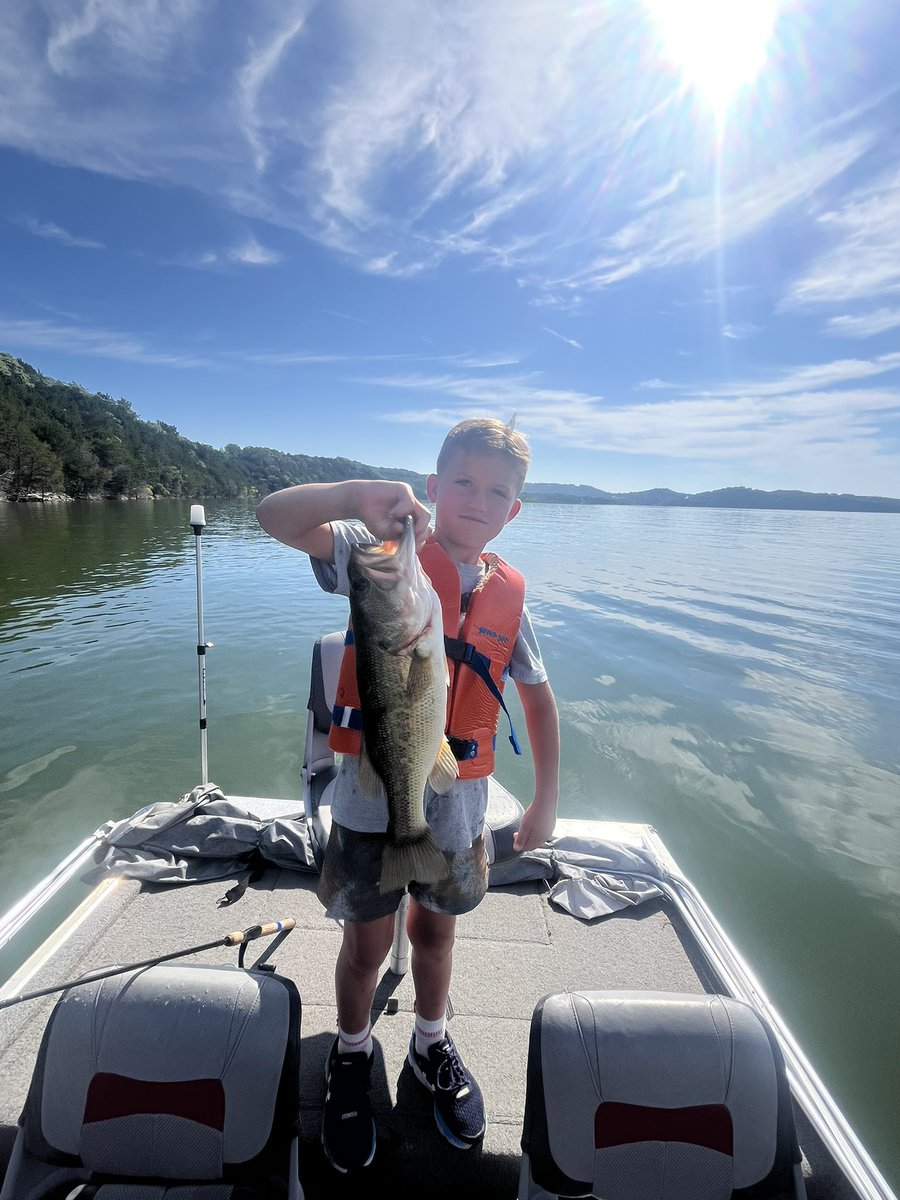 Dustin Helmkamp (@kamp11) on Twitter photo 