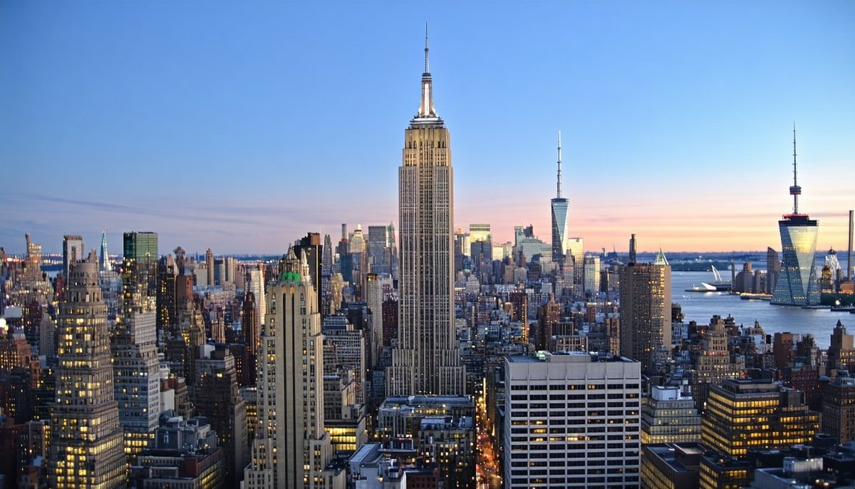 A $23.5 million CMBS loan transferred to special servicing recently due to payment default. The loan collateral consists of an 85,145-square-foot office building in New York City.

Clients have the story with #TreppWire: hubs.li/Q03vFbYl0