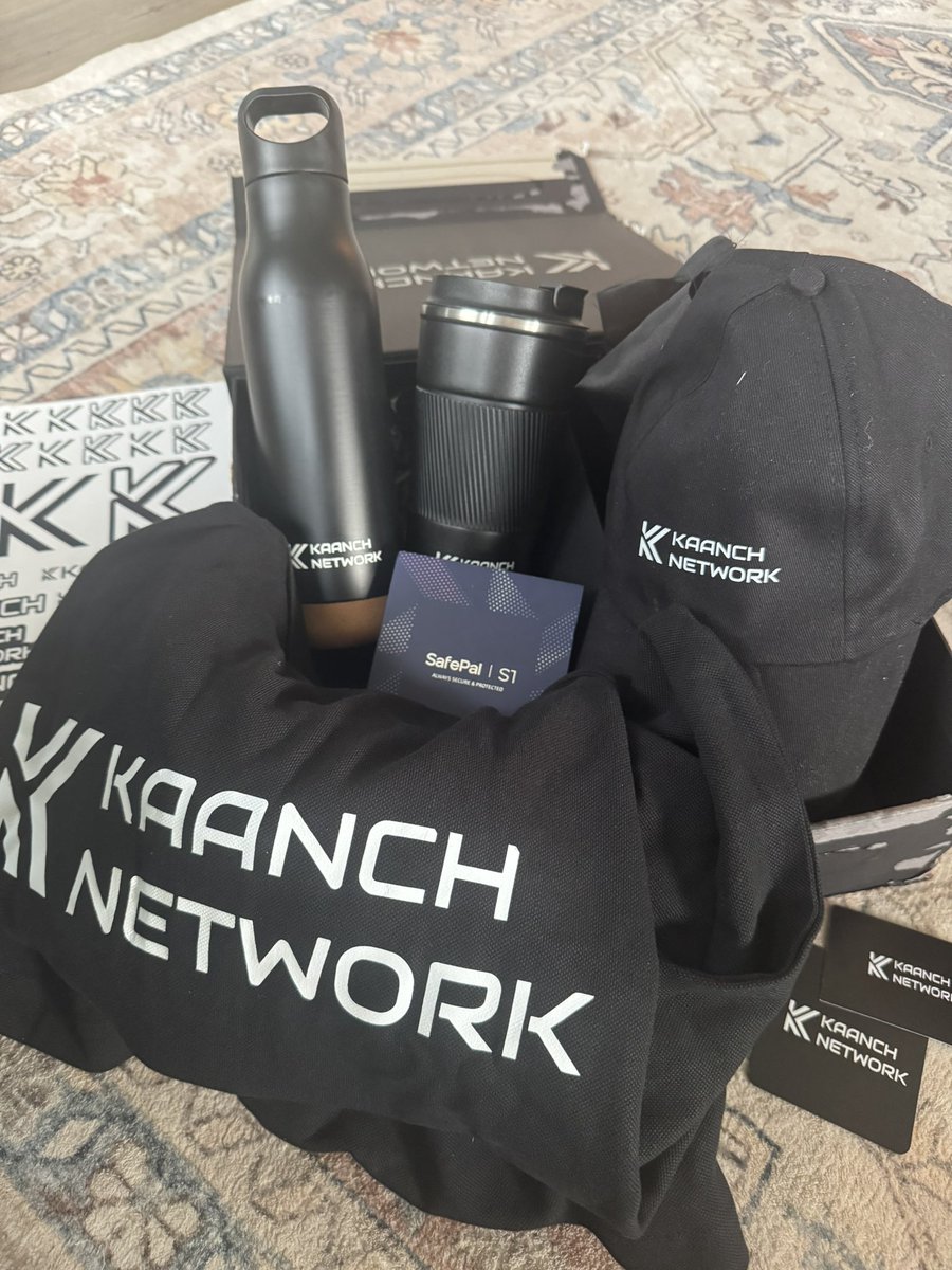 ChrisBinns13's tweet photo. Thanks @KaanchNetwork for the awesome gifts! Can’t wait to see what the future holds for this fantastic innovation! #tothemoon #kaanchnetwork https://t.co/P5kqZULGHn