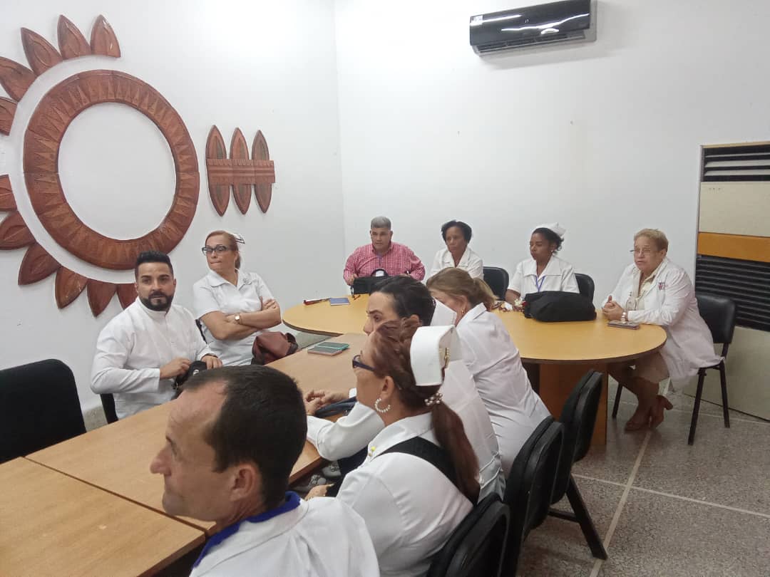 💢Evaluación externa de la carrera de #Enfermería 
💢 Entrevistas en el <a href="/hvil/">Hospital V. I. Lenin 🏥🇨🇺</a> a estudiantes, profesores y empleadores por miembros de los evaluadores de la Junta de Acreditación Nacional
💢Por la atención y el cuidado:  #SíAcreditamos
#EnfermeríaHolguin