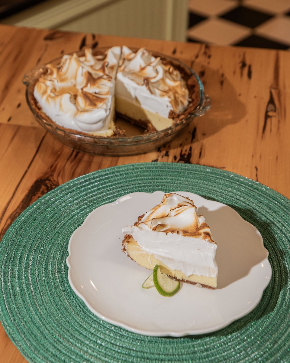 Key Lime Festival week is the perfect excuse to treat yourself. After your ride with us, stop by the Key West Cooking School® for a slice of their signature Key lime pie. 🥧 🍋‍🟩
bit.ly/4k2Jj3H