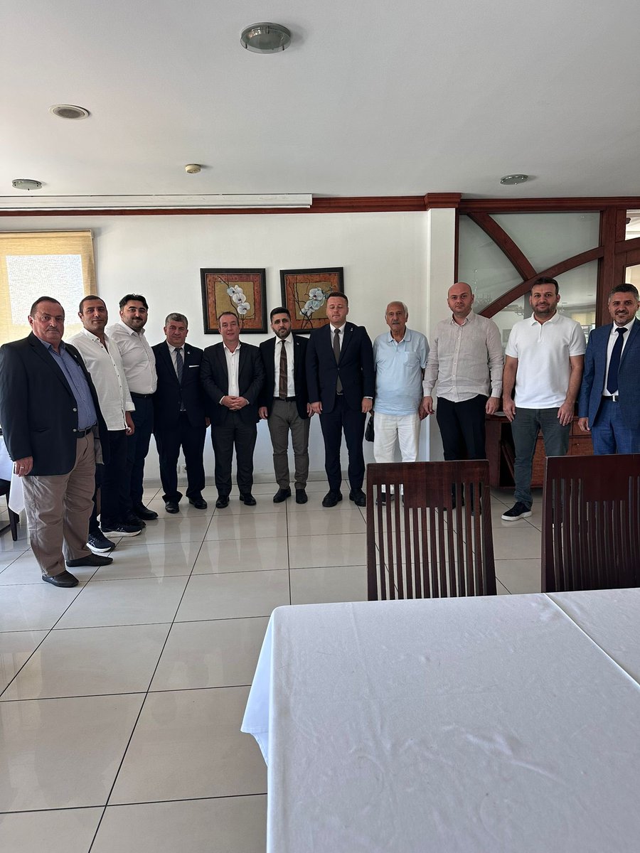 📍 Bahçelievler için bir aradayız!

Zafer Partisi Bahçelievler İlçe Başkanı Sayın Eyüp Can Bulut un ev sahipliğinde, Gelecek Partisi İlçe Başkanı  olarak, ilçemizin sorunlarını ve çözüm yollarını istişare etmek amacıyla diğer siyasi partilerin ilçe başkanları ve Bahçelievler