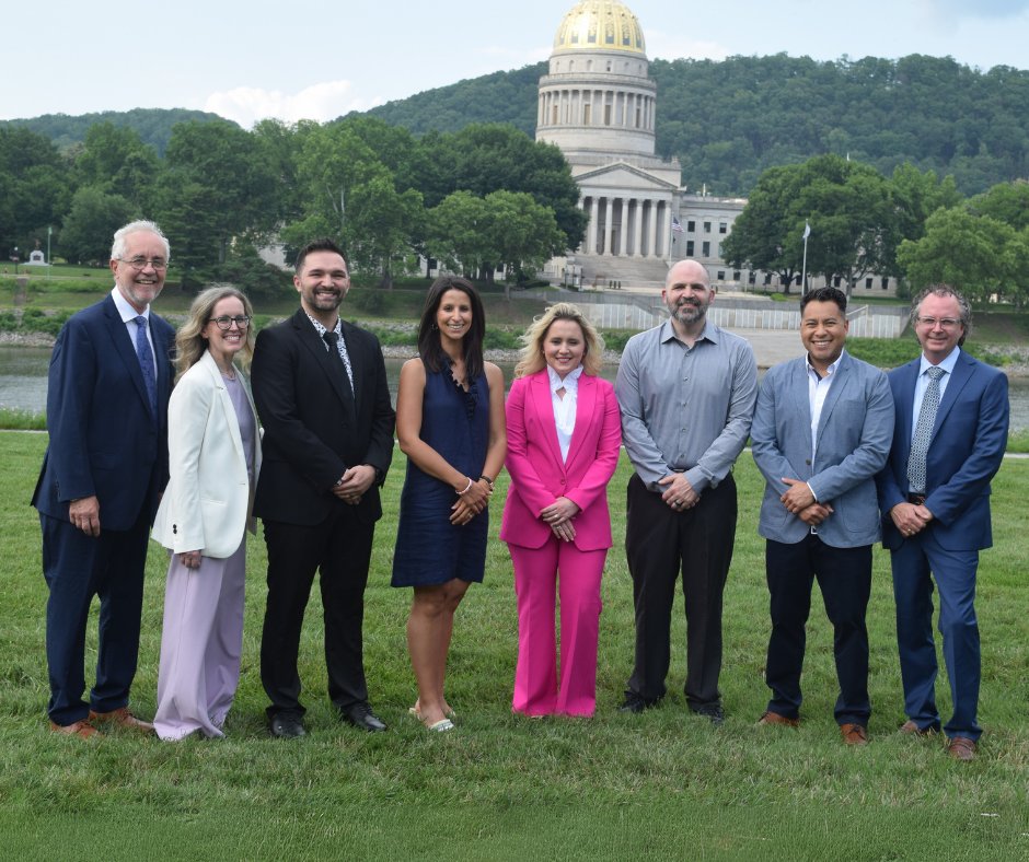 CAMCFamMedIAM's tweet photo. Congratulations to our 2025 Family Medicine Residency graduates! We are proud of their dedication and growth throughout the program, and we can’t wait to see what they accomplish next. https://t.co/pvOTQ4DKlS