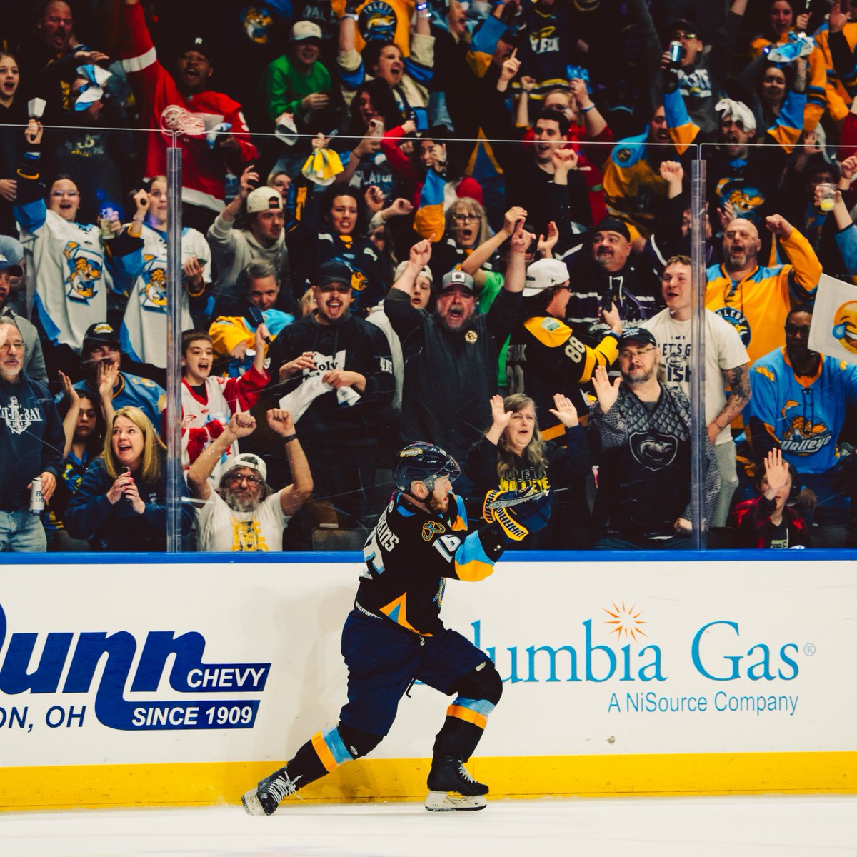 The Mayor is back for 2025-26 and you should be too!

Join our ticket plan waitlist to reserve your seats this season. bit.ly/finatics_waitl…