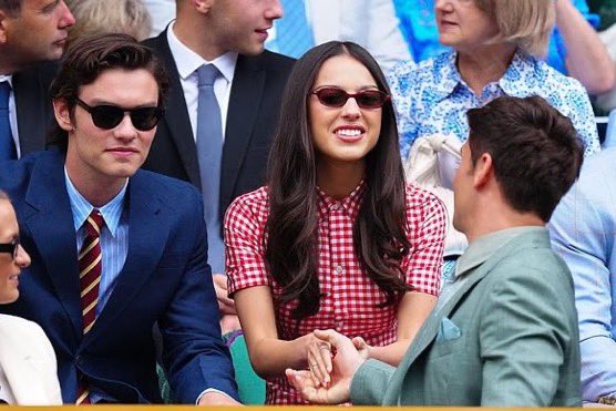 love girlies who wear red gingham to tennis games ❤️