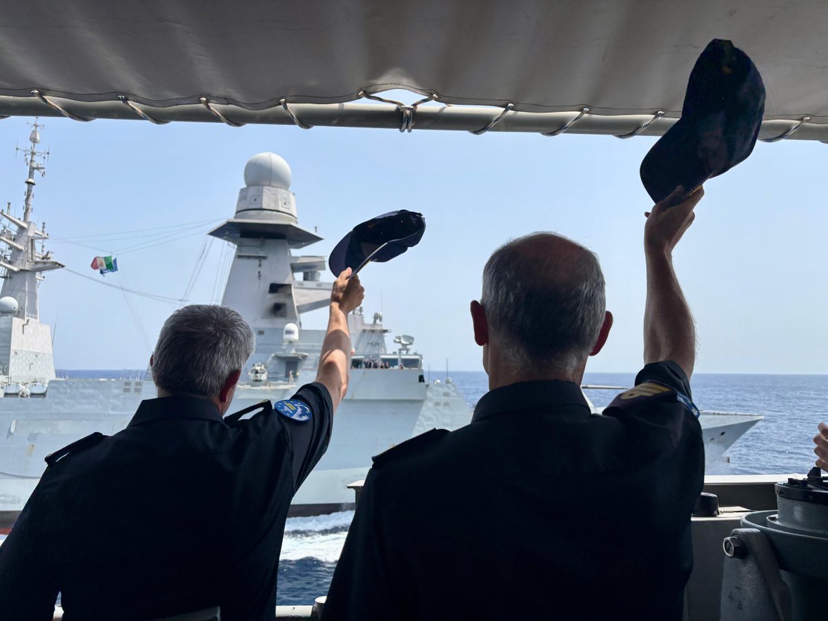 EUNAVFOR's tweet image. On 25 June, #OperationATALANTA flagship, ESPS #NAVARRA, and ITS #MARCEGLIA, in support to ATALANTA, conducted a joint exercise at sea.
🔎 The complete integration of ATALANTA's assets allows for greater efficiency in the most critical situations they face in the Indian Ocean.