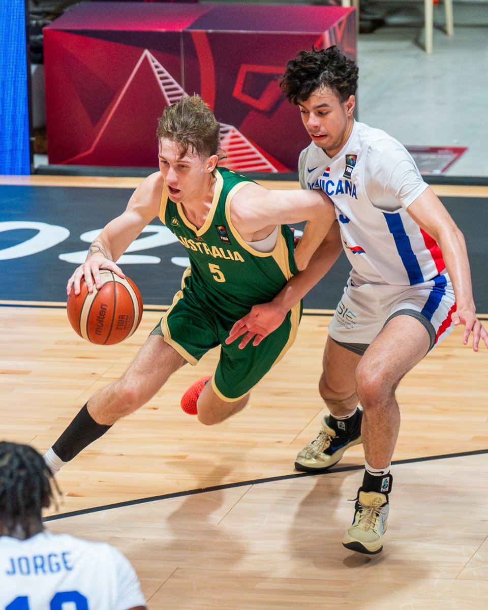 BasketballAus's tweet photo. The Emus move onto the Quarter-Finals of the FIBA U19 Basketball World Cup 🔥
AUS 106 - 96 DOM
#WeAreBasketball | #GoEmus | #FIBAU19 https://t.co/kJ99TwmMoY