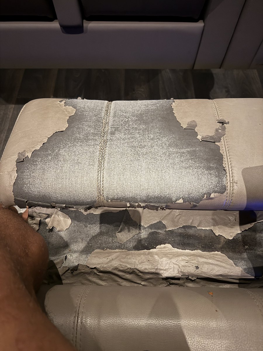 Jools Oliver tweet media