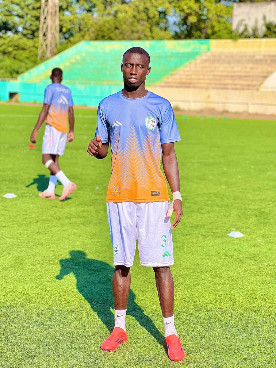 Lesportifs_'s tweet image. Issaga Kane (ASC Jaraaf) et Ismaila Manga (Essamaye FC) sont respectivement nommés meilleur joueur de la saison en #Ligue1🇸🇳 et #Ligue2🇸🇳
#FootLocalSN