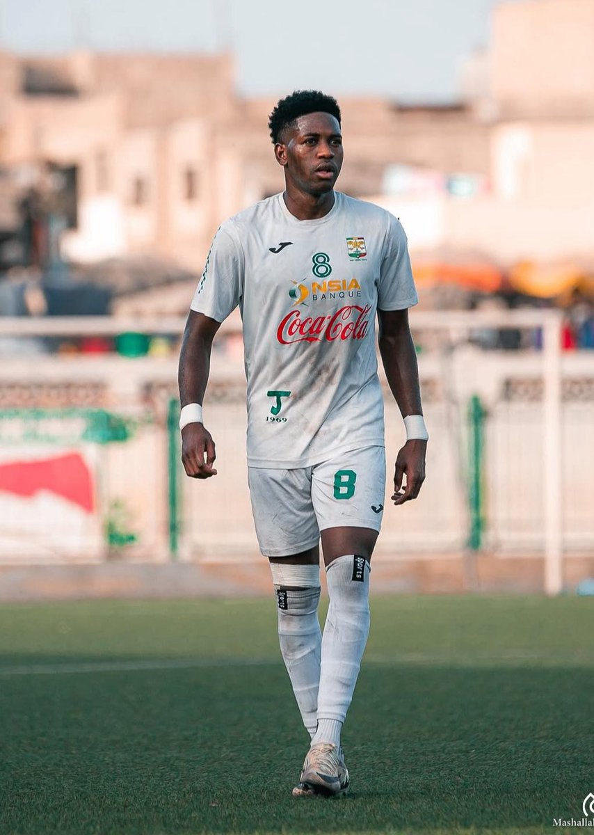 Lesportifs_'s tweet image. Issaga Kane (ASC Jaraaf) et Ismaila Manga (Essamaye FC) sont respectivement nommés meilleur joueur de la saison en #Ligue1🇸🇳 et #Ligue2🇸🇳
#FootLocalSN