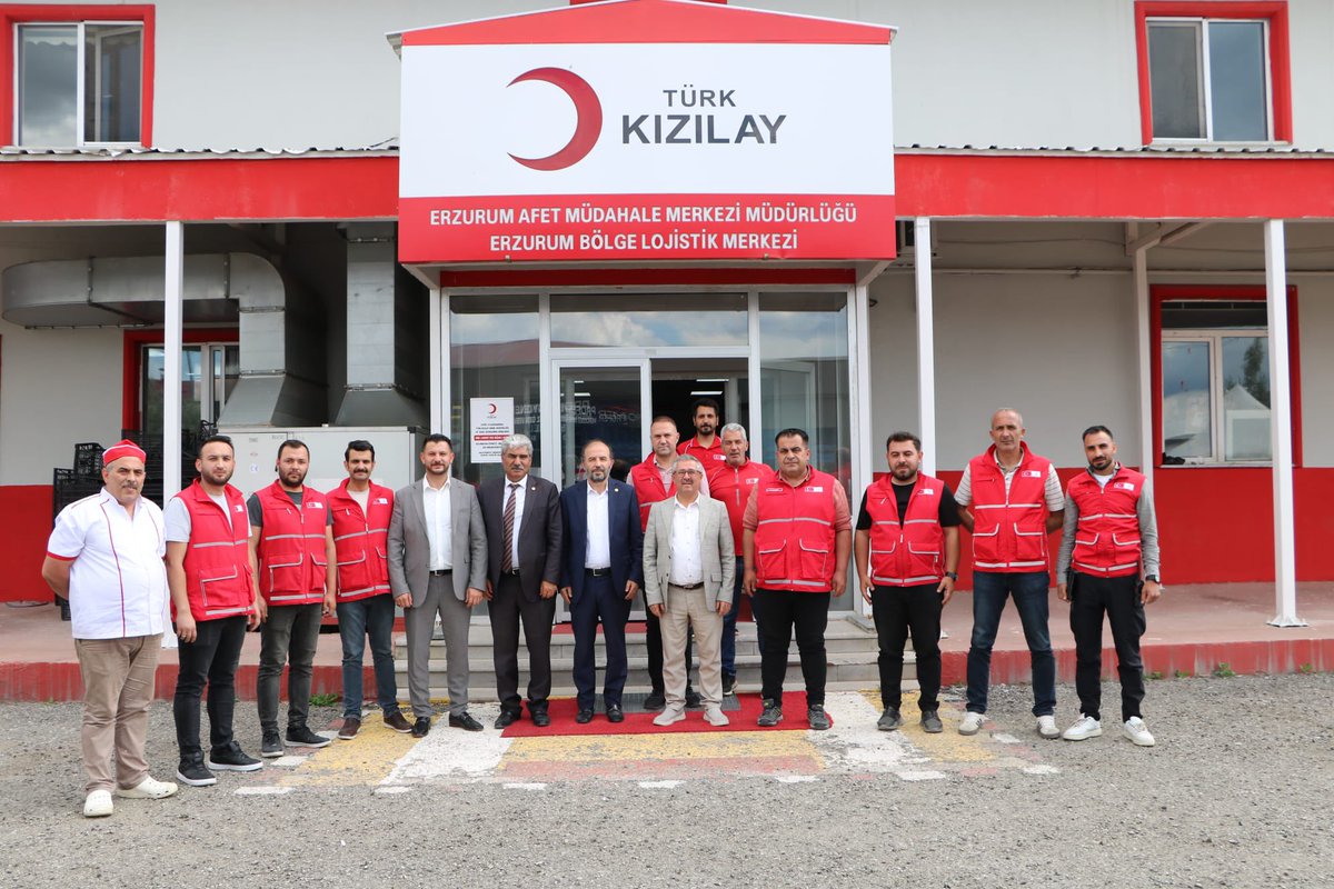 Genel Sekreter Yardımcımız Şükrü Can, Erzurum’da bir dizi ziyarette bulundu. İl Merkezi, Aşevi, Palandöken ve Yakutiye Şubeleri, Bölge Lojistik Merkezi ve Kan Merkezi’mizi ziyaret eden Genel Sekreterimiz; saha ekipleriyle bir araya geldi, çalışmaları yerinde değerlendirdi.

Türk