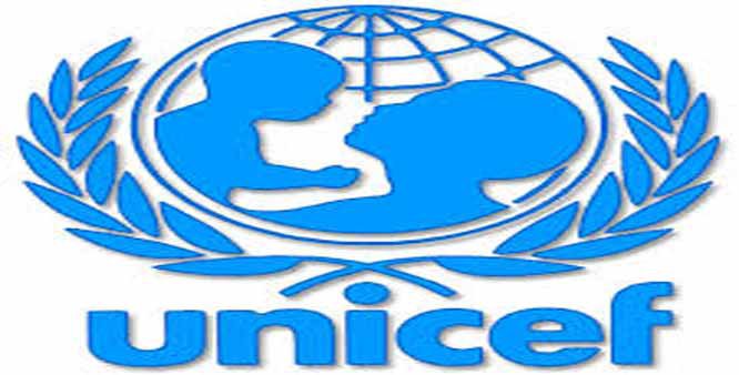 Ajokeade1908's tweet photo. UNICEF engages Borno youths to vaccinate zero-dose children
https://t.co/oGeKj309hv https://t.co/R3AJrOtxTU