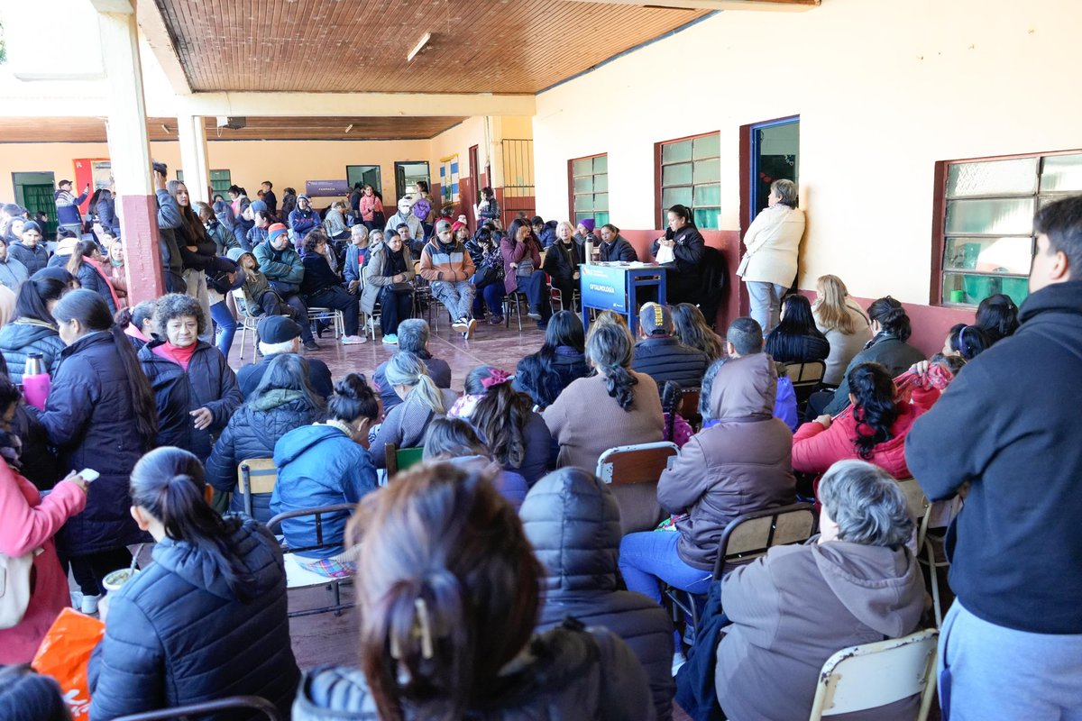 Hoy estuvimos en el Instituto Parroquial Don Bosco, en Posadas, con un nuevo operativo PAS. Cada vez que lo hacemos, acercamos el Estado (perdón por la palabra) a donde vive la gente, con respuestas concretas.

Consultorios médicos, oftalmología con anteojos recetados,