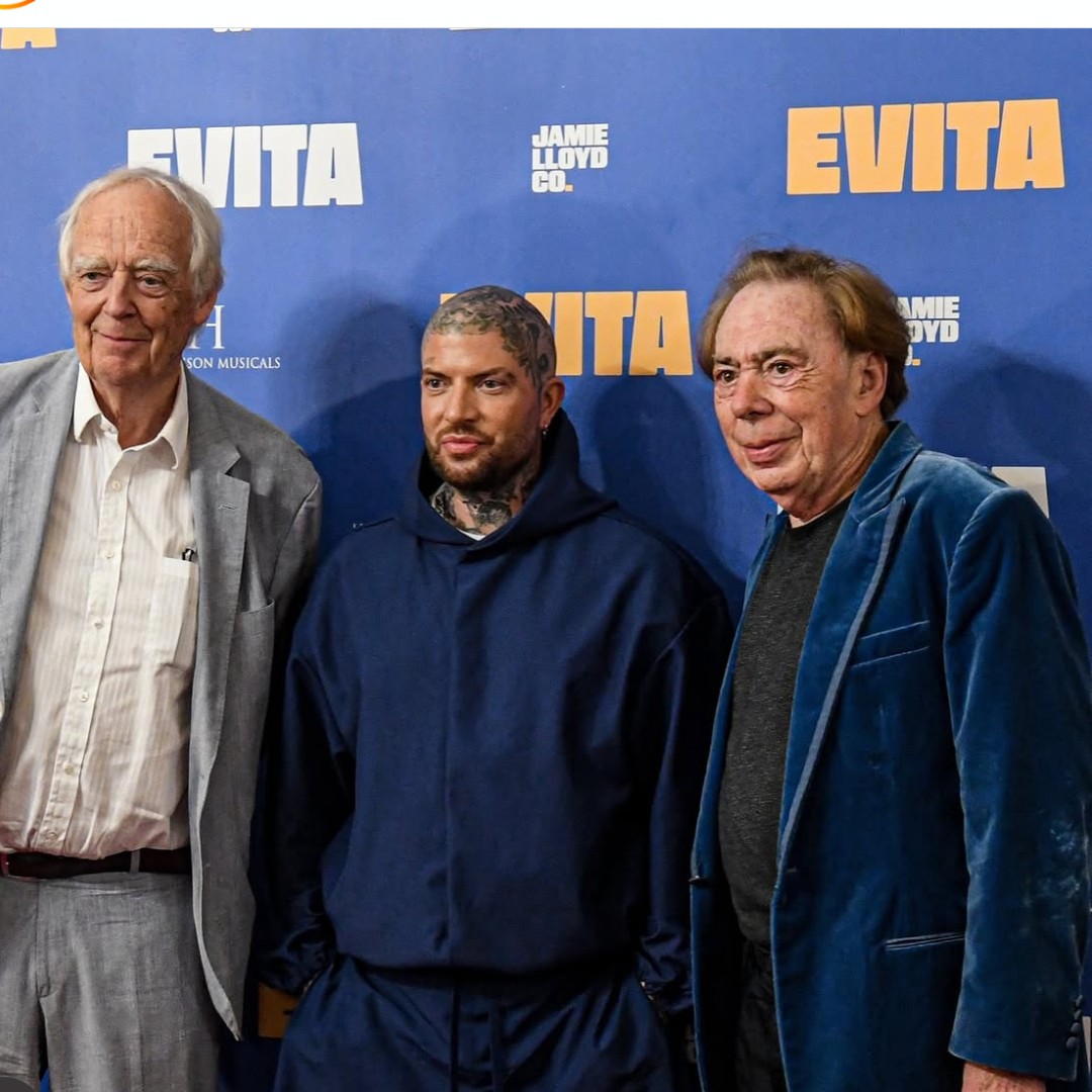 OfficialALW's tweet image. "Rachel Zegler is absolutely amazing" - ALW
📸 A few favourites from the incredible opening night of @EvitaMusical
#Evita #RachelZegler #AndrewLloydWebber