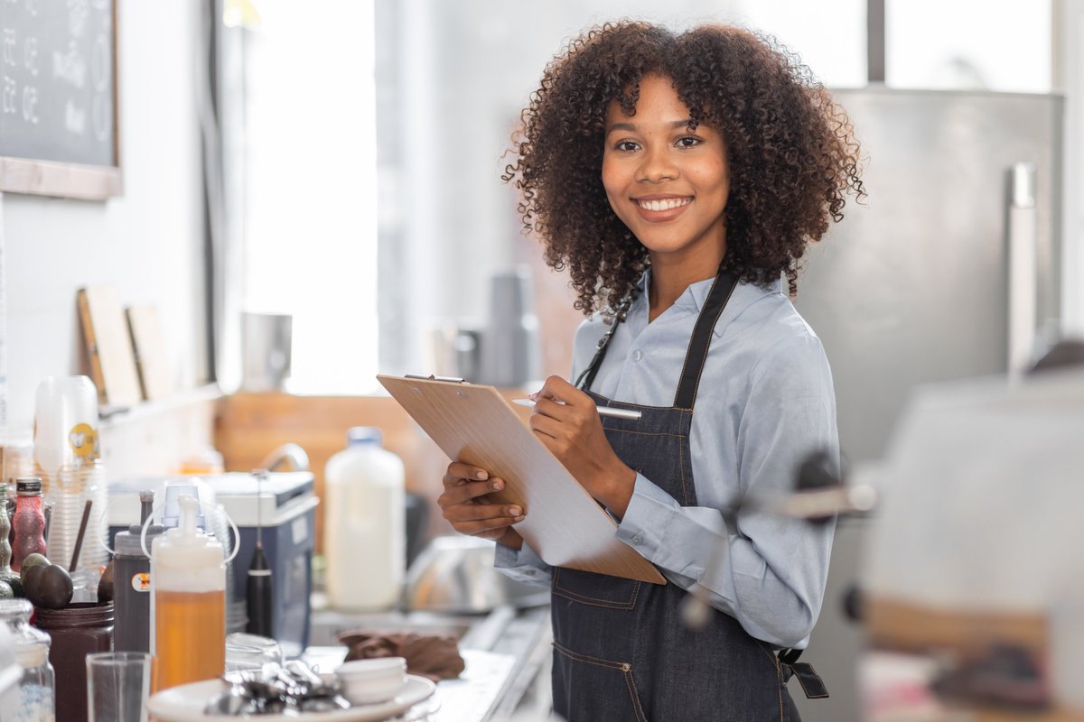 A9. My dad's wisdom—"do what you love, the money will follow"—still guides me. 

I'm also inspired by the millions of people struggling to make ends meet. Their resilience is amazing.

Is this you? Are you a #gigworker? 

#creditchat