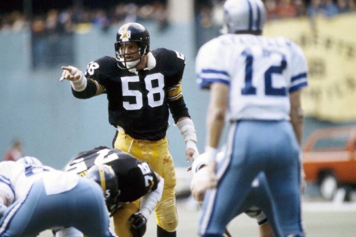 Jack Lambert helpfully advises a member of the Cowboys offense he's about to fucking kill him.