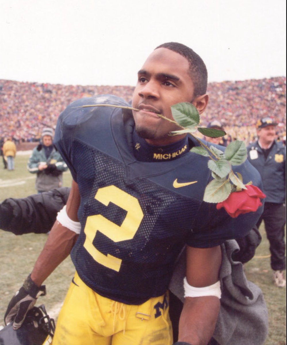 in 1998, the Raiders drafted Charles Woodson 4th overall out of Michigan. He went on to win a Heisman, a Super Bowl, and become a Hall of Famer. One of the greatest DBs to ever do it. 🐐 #NFL #Raiders #CharlesWoodson” #Michigan #Packers
