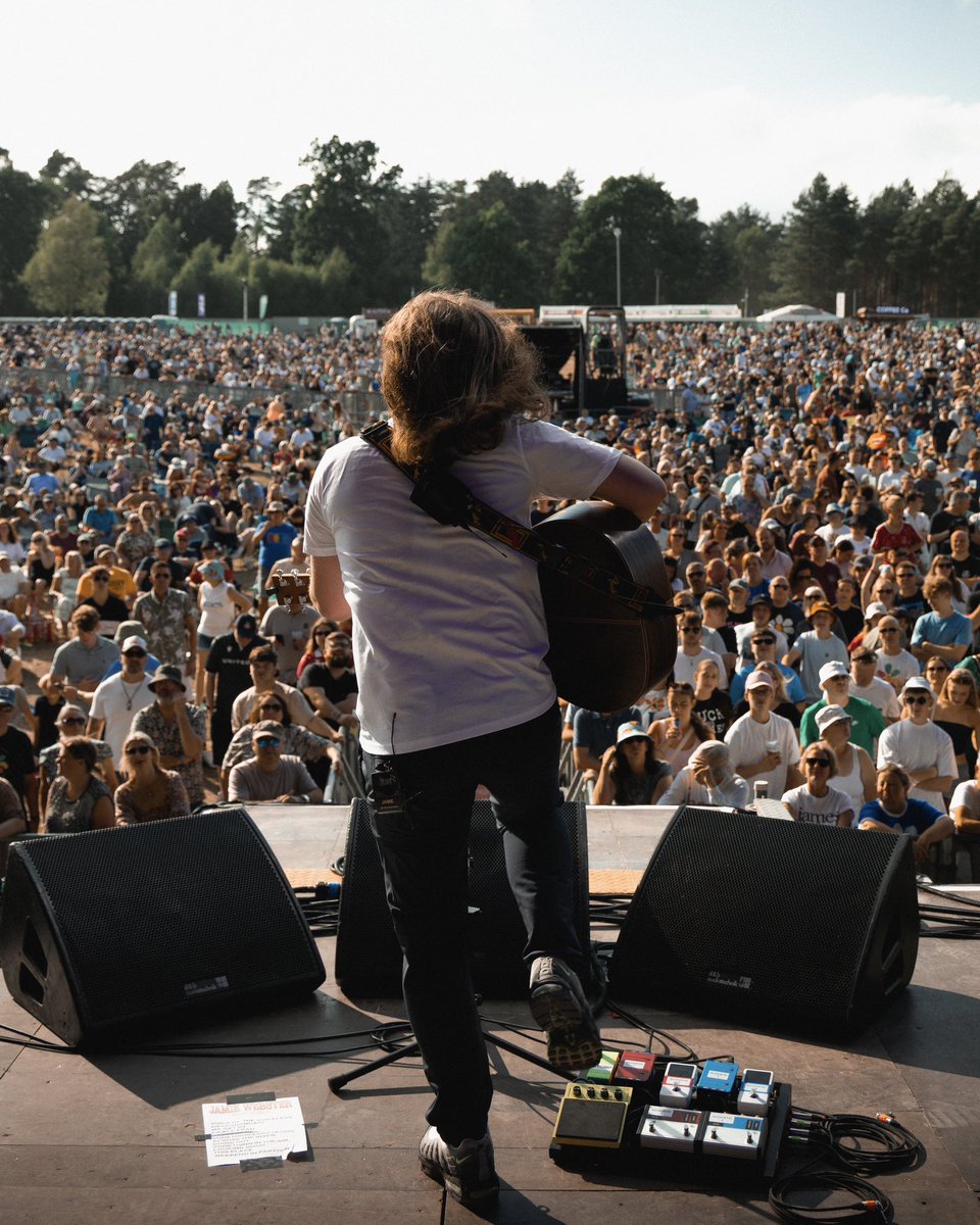 JamieWebster94's tweet image. Took a quick break from Glasto to support @wearejames at Cannock Chase Forest on Saturday and had a boss time. A big thank you to everyone who came down. 😎✌️