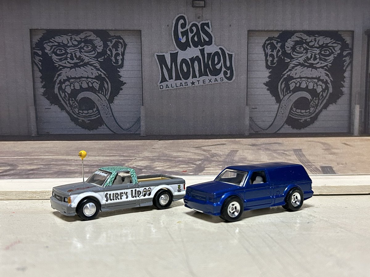 porschegmbh's tweet photo. #ホットウィール #GMC #SYCLONE #TYPHOON #GASMONKEYGARAGE
ガスモンキーならやるであろう、サイクロン改タイフーンデリバリーです👍 https://t.co/KRxMeIpD9s