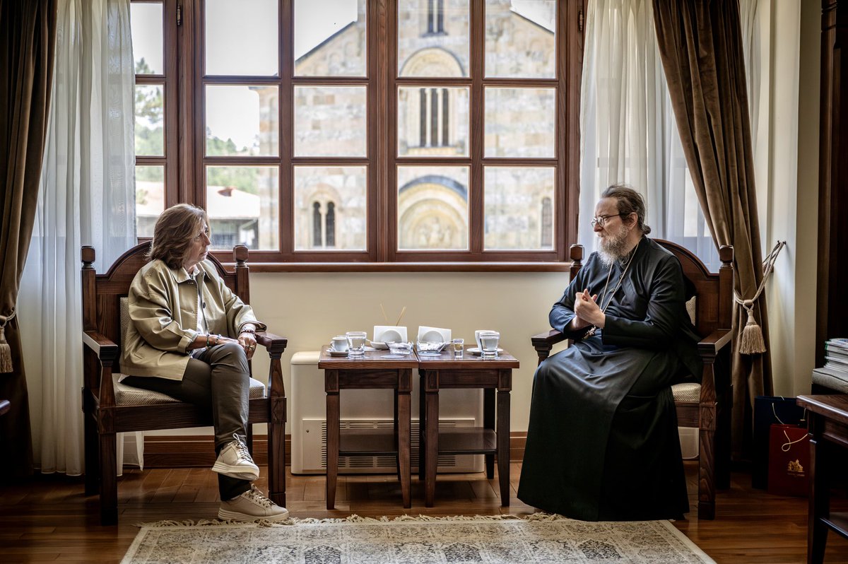 DecaniMonastery's tweet image. Italian Undersecretary of Defense Visits Visoki #Dečani #Monastery
Today, Senator Isabella Rauti, Italian Undersecretary of State for Defense, visited Visoki Dečani #Monastery in #Kosovo, where she was welcomed by Abbot Father Sava Janjić. Senator Rauti, who is also a respected…